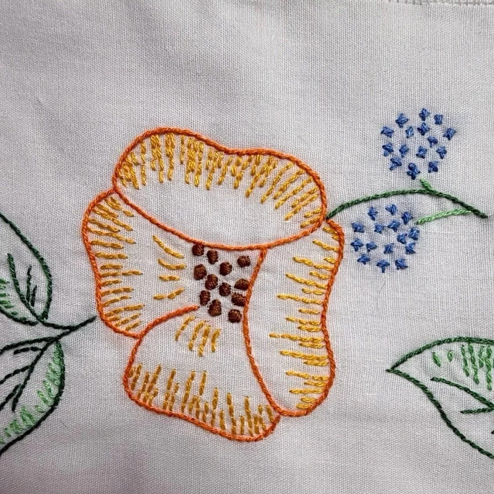 Vintage Hand Embroidered Pillowcase Pair Floral Flowers Eyelet Scalloped Trim